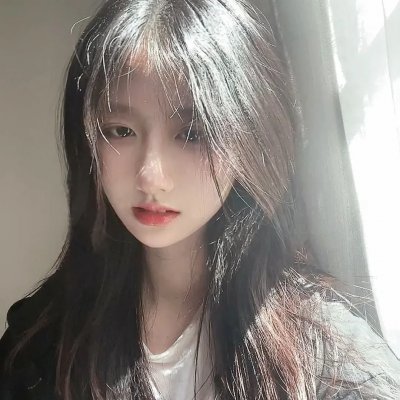 她的微笑和圈套